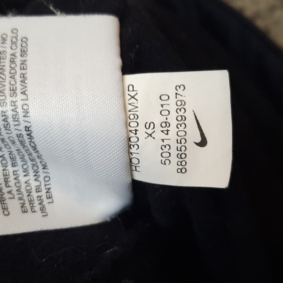 Nike Dri-Fit Element Shield Max Running Jacket - Picture 5 of 6